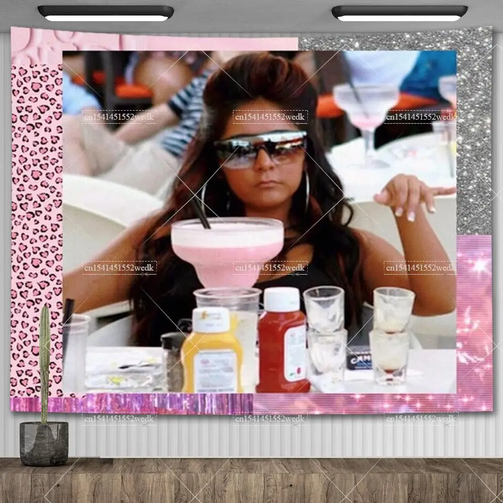 Funny Sunglasses Snooki Mood Tapestry Y2k Wall Hanging Aesthetic Room Decor Pink Meme Tapestry Farbic Macrame Party Decoration