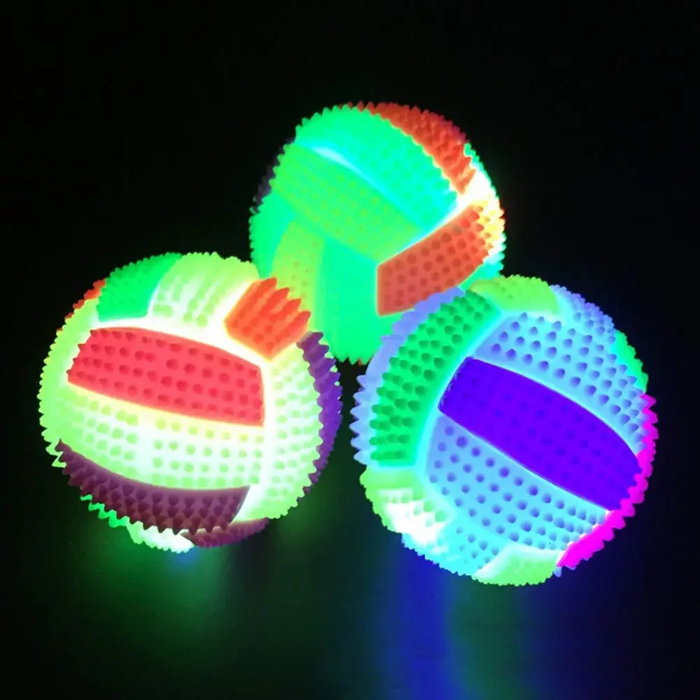 Light Up Dog Ball Glow in The Dark Dog Squeaky Toy Bounce Activated Toy PET Ball for Dogs Cats Puppy Easy To Clean