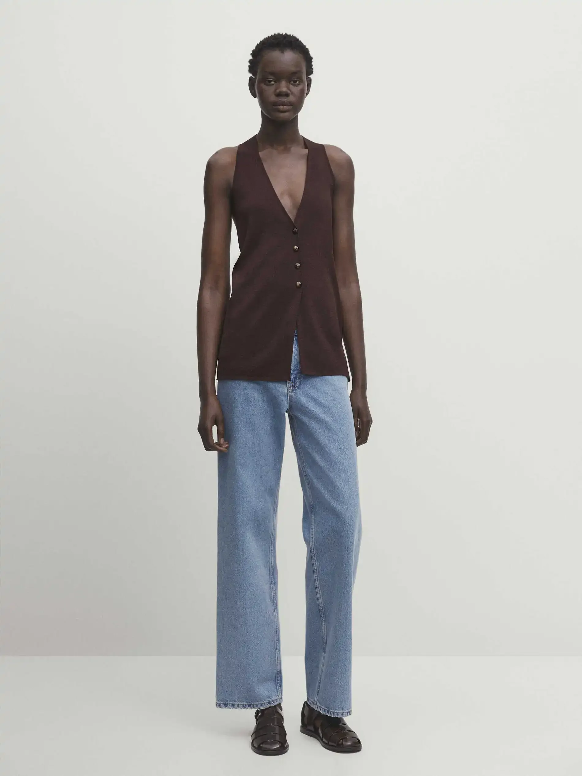 

Ethereal costume 2025 massidutti autumn new style of Women's casual Old money style deep V-neck sleeveless knit vest T-shirt