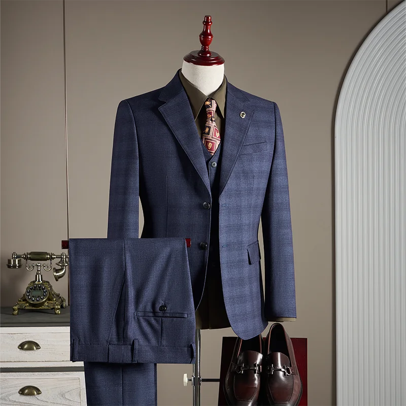 

High-quality, fashionable and stylish wedding casual checkered suit set, men's business casual suit three-piece set
