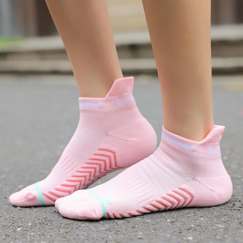 Professional Marathon Running Socks Non Slip Quick Dry Breathable Mens Womens Non Stinky Feet Fitness Low Top Socks Summer Style