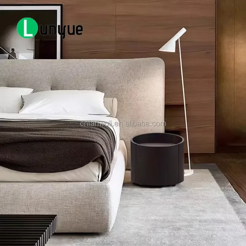Italian Modern Minimalist Wooden Bedside Table Creative Smoked Glass Storage Nightstand for Bedroom Home Furniture Panel