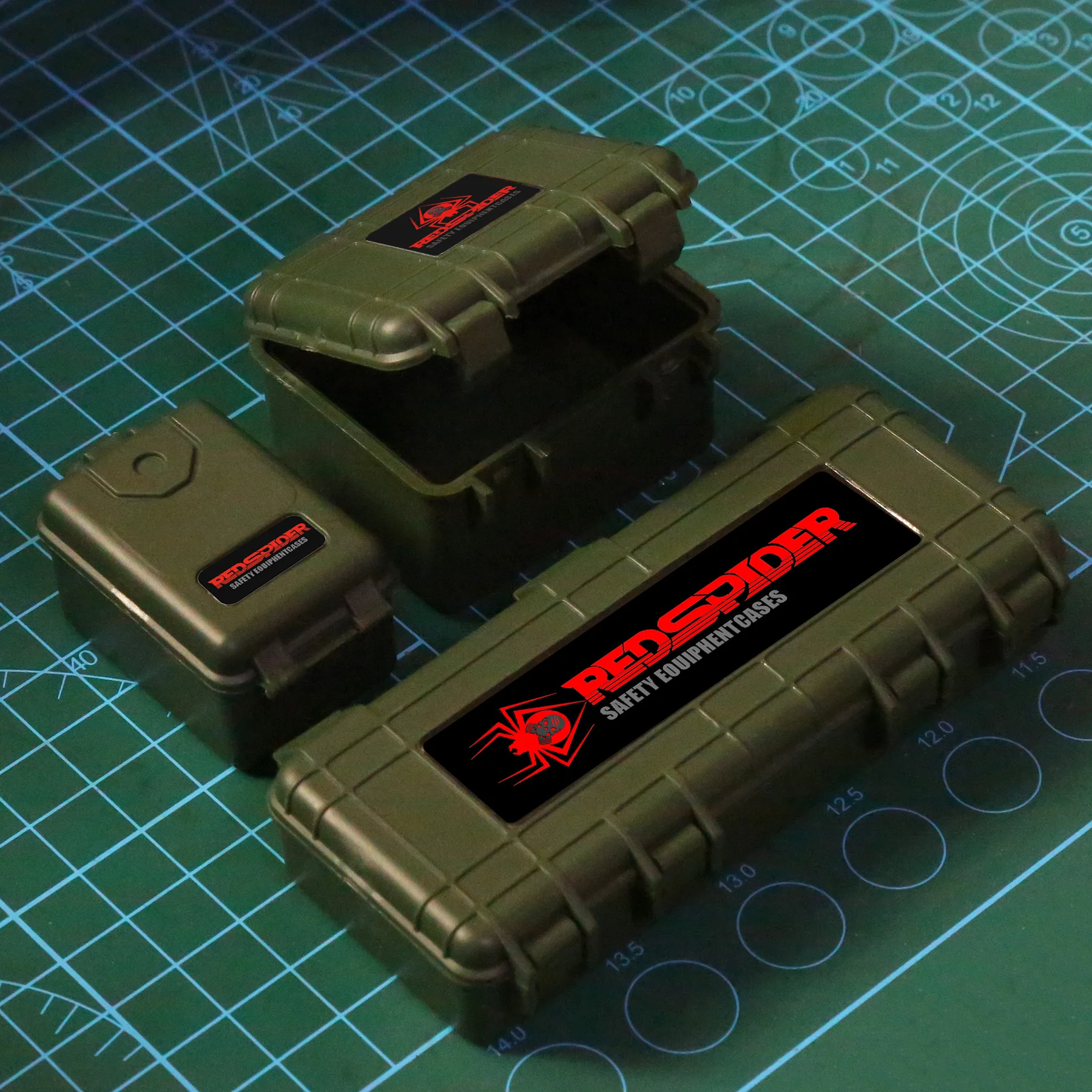 3 Stück 1/10 RC Auto Simulations-Kunststoff-Gepäckkoffer Dekoration Mini-Aufbewahrungsbox für Scx10 CC01 D90 D110 1/10 RC Crawler Truck – Detail 5