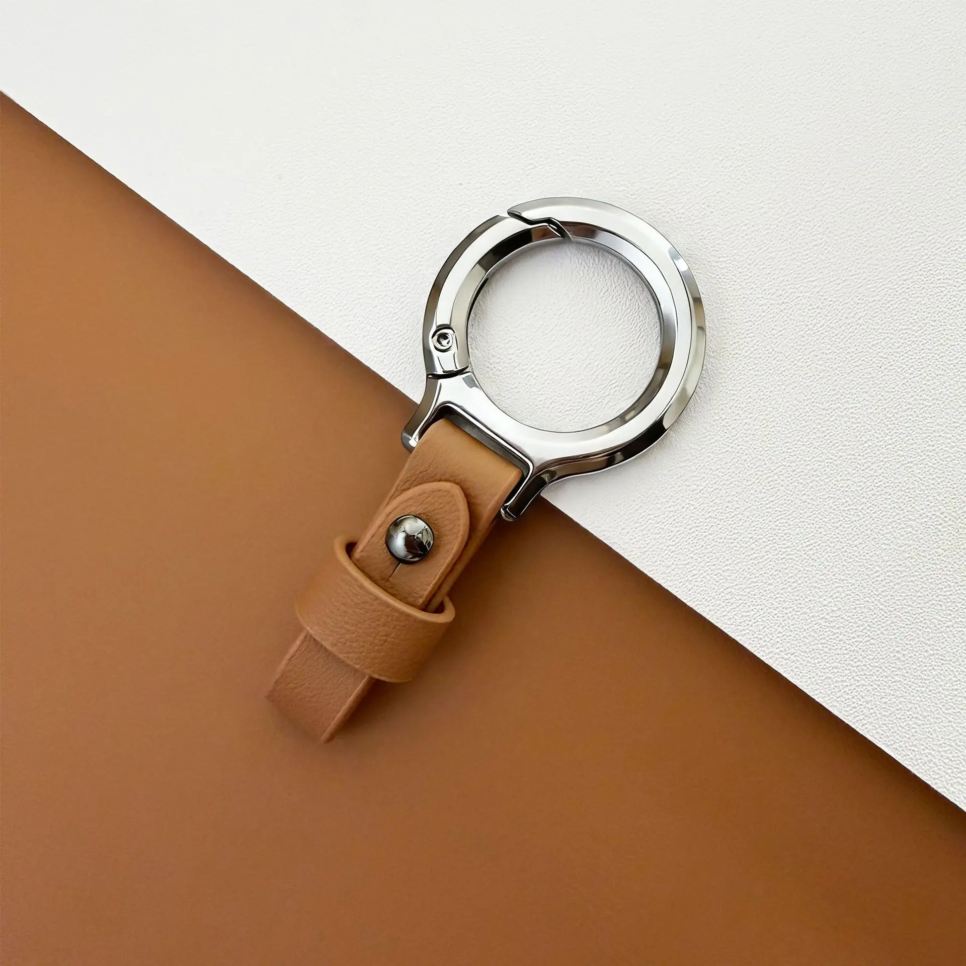 Herren-Schlüsselanhänger aus Zinklegierung und Leder, Anti-Verlust-Karabiner, langlebiger Schlüsselhalter, Organizer für den Gürtel, Geschenk – Detail 16