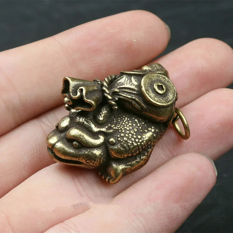 

35Mm China Bronze Brass Animal Tripodia Golden Toad Moneybag Coin Wealth Pendant