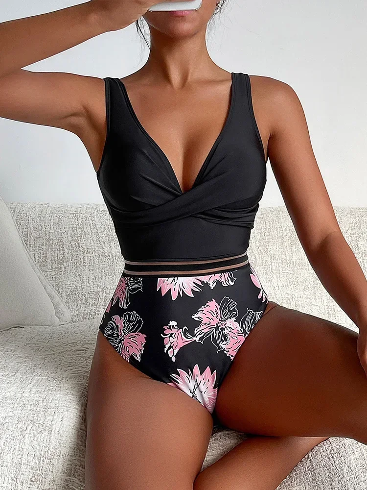 UETEEY 2025 New Summer Swimwea One Piece Swimsuit Sexy Pink Print V Neck One Piece Swimsuit Women casual Beach Vacation Bikini