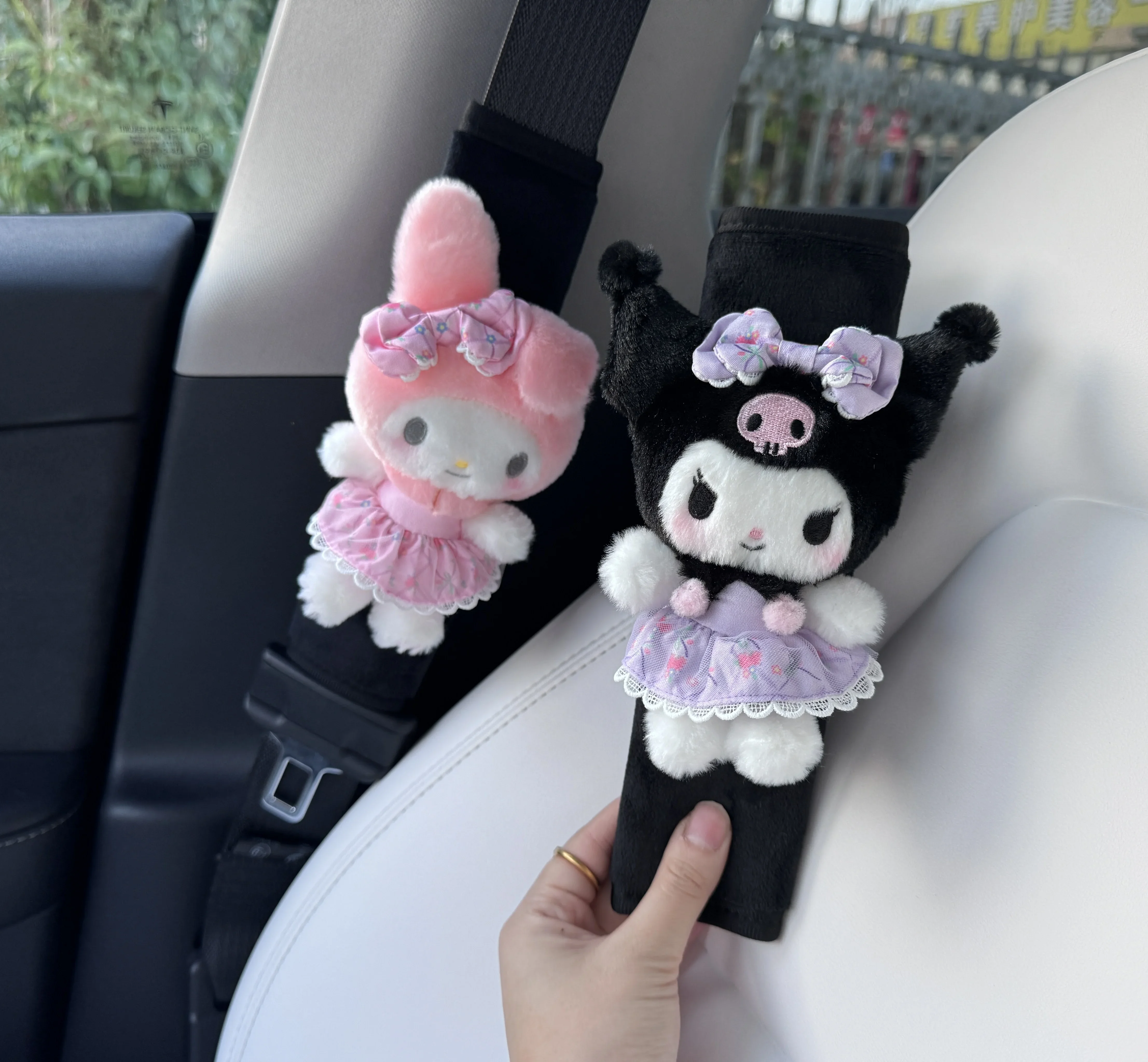 Sanrio Cinnamoroll Car Seat Belt Cover Kawaii Cars Universal Safety Belts Protector Non-slip Motorcar Interior Accessories Gifts