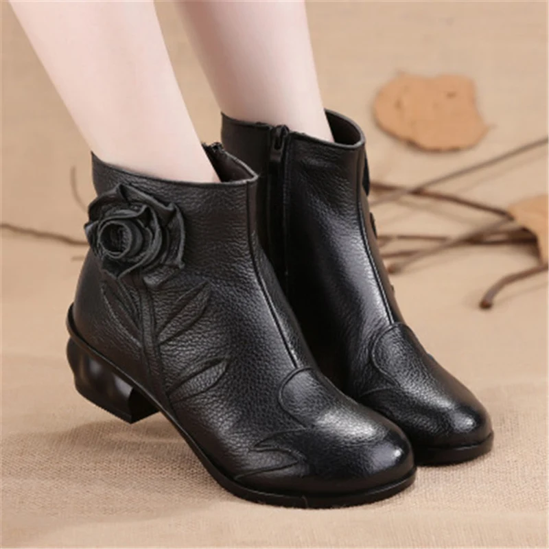 Xiuteng New Genuine Leather Women pump Boots Winter Warm Shoes Botas Feminina Female Ankle Fashion Women Boots Botas Mujer