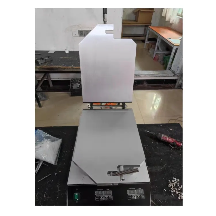 Коммерческая закуска, пирог из морепродуктов, блинница, вафельница, тонкий крекер