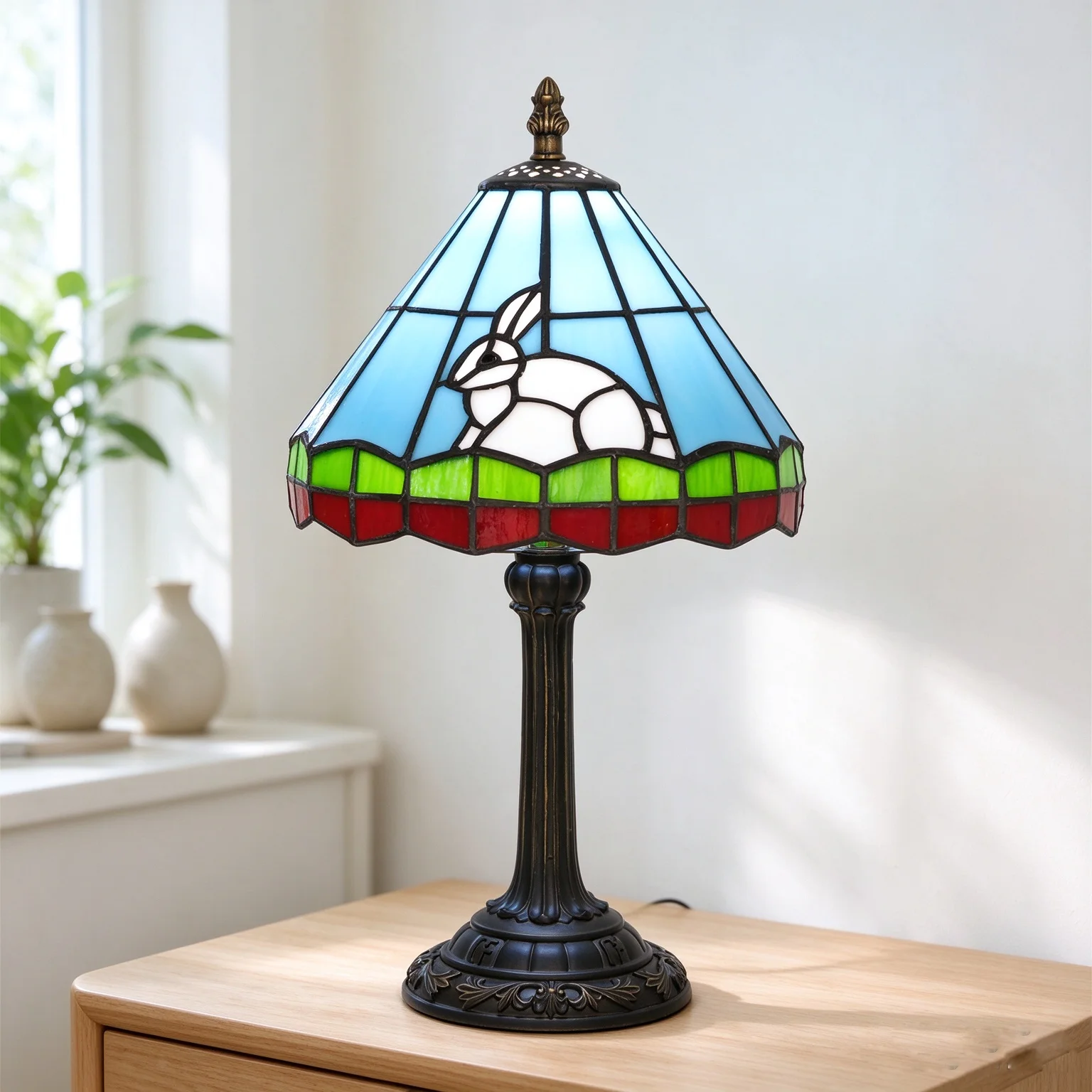 Tiffany Rabbit Table Lamp Small Stained Glass Desk Lamp Vintage Bedside Lamp for Home Living Room Nightstand Bedroom Office
