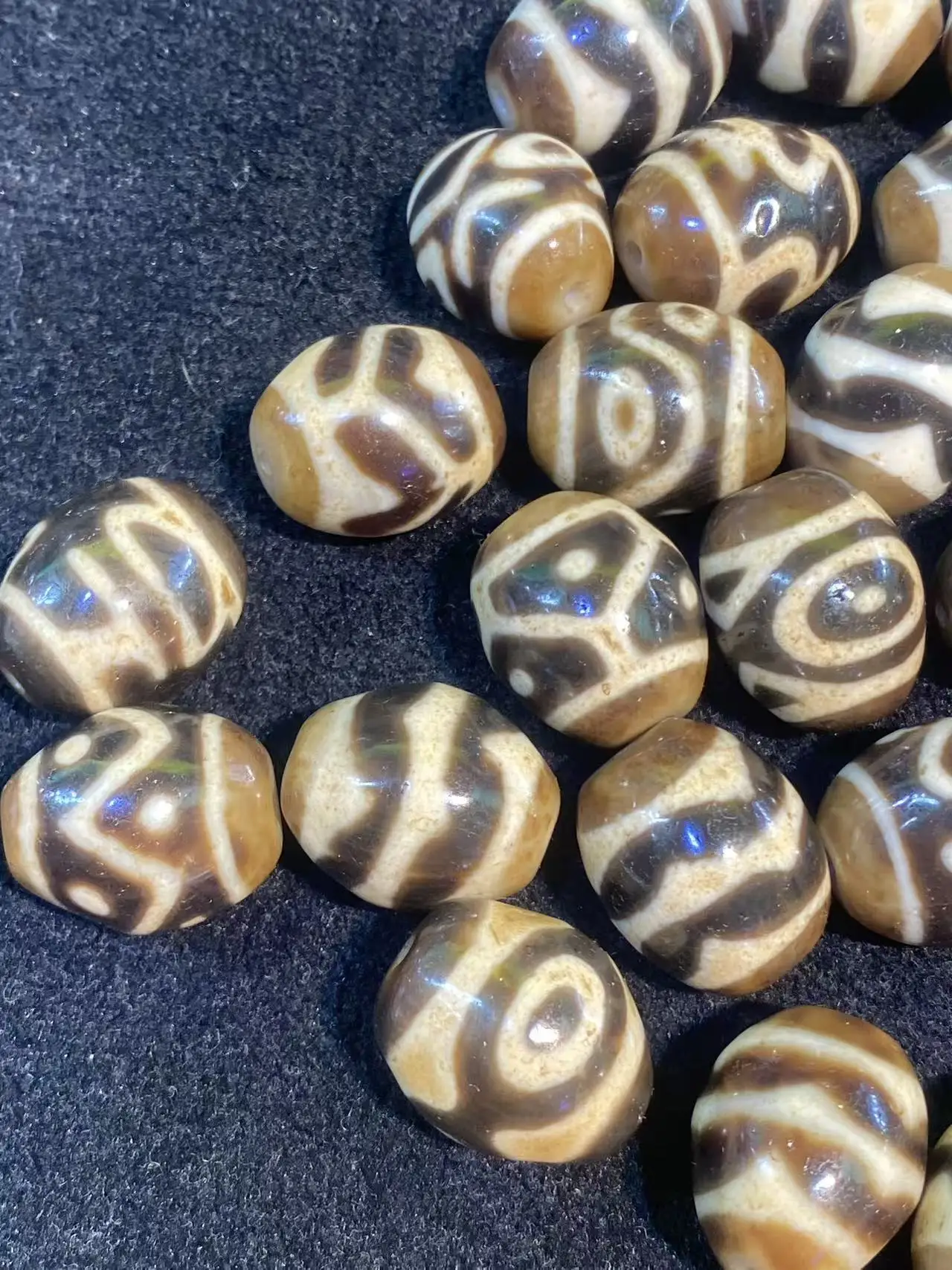 1pcs/lot Milky white core brown Dzi bead Taiwan craftsmanship large Darlo 18×22mm weathered pattern natural patina loose bead
