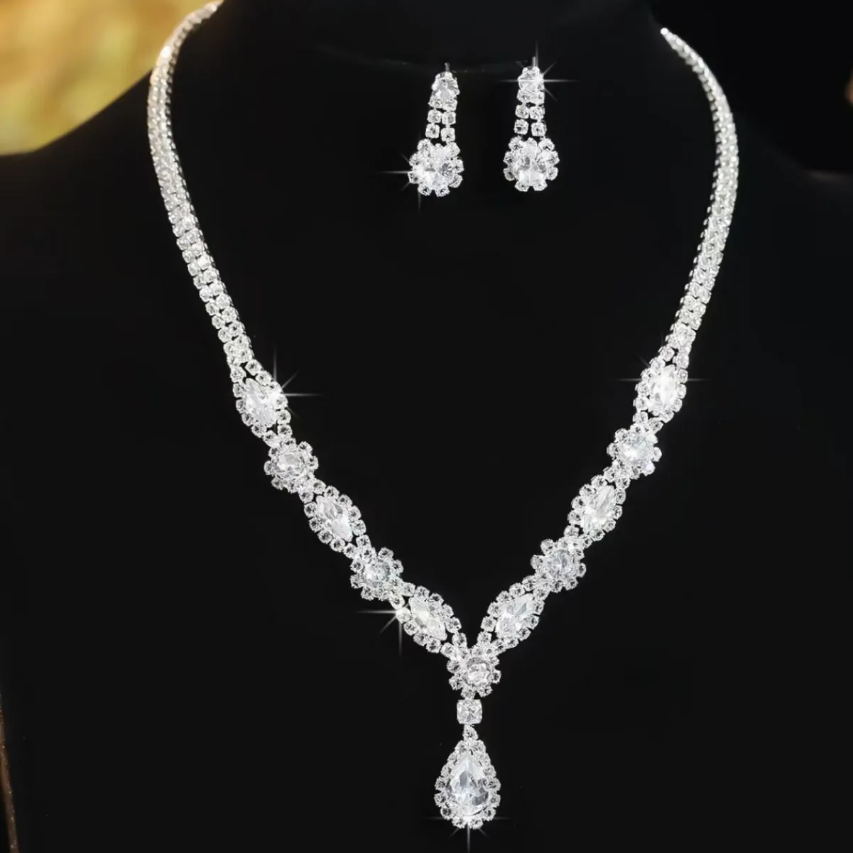 Light Luxury Cubic Zircon Rhinestone Claw Chain Jewelry Set Necklace Earrings Women Bridal Wedding Party Gift