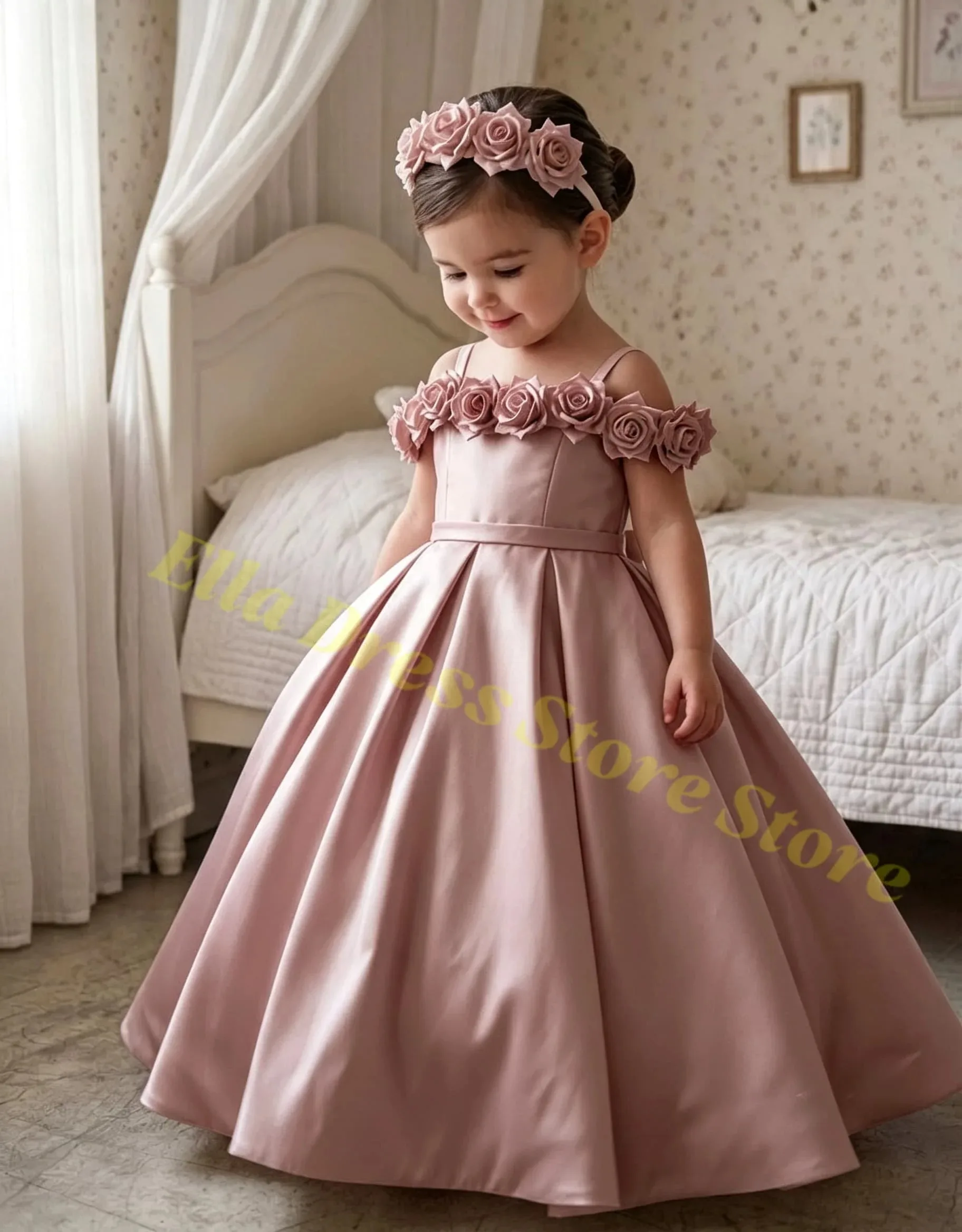 Maßgeschneidertes weißes Satin-Applikations-Blumenmädchenkleid für Hochzeiten, bauschige Kindergeburtstagsfeiern, Erstkommunion-Ballkleider im Großhandel – Detail 2