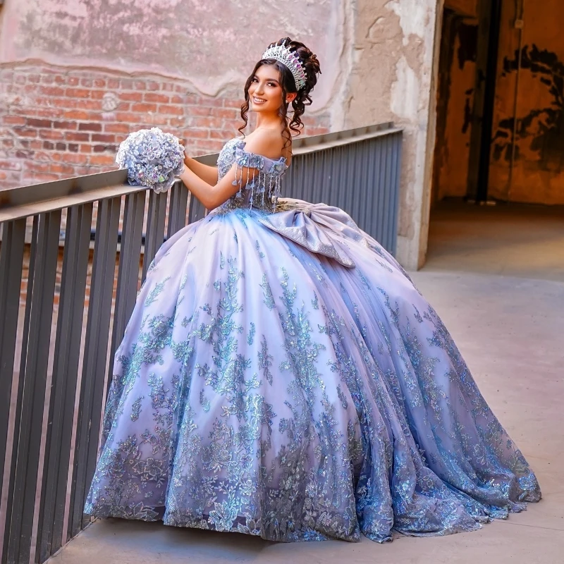 Robes de Quinceanera personnalisées bleu clair, robe de Rhà sequins, appliques de perles en dentelle, nœud en tissu, robe Sweet 16, robe éducative 15