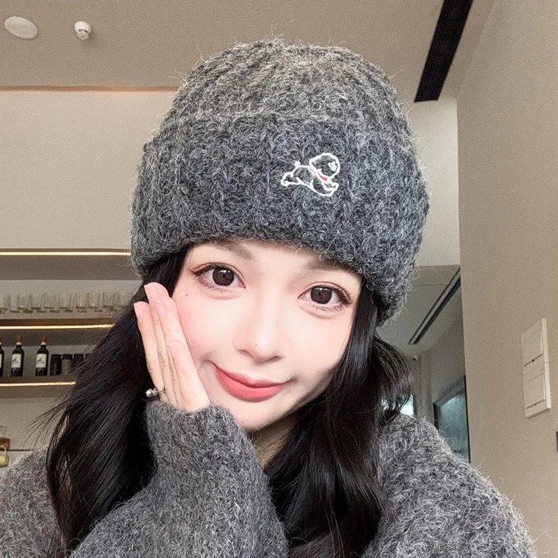 Cute Dog Embroidery Knitted Beanie Women Winter Warm Thick Fuzzy Cuffed Hat Soft Ribbed Skull Cap Fashion Streetwear Beanie