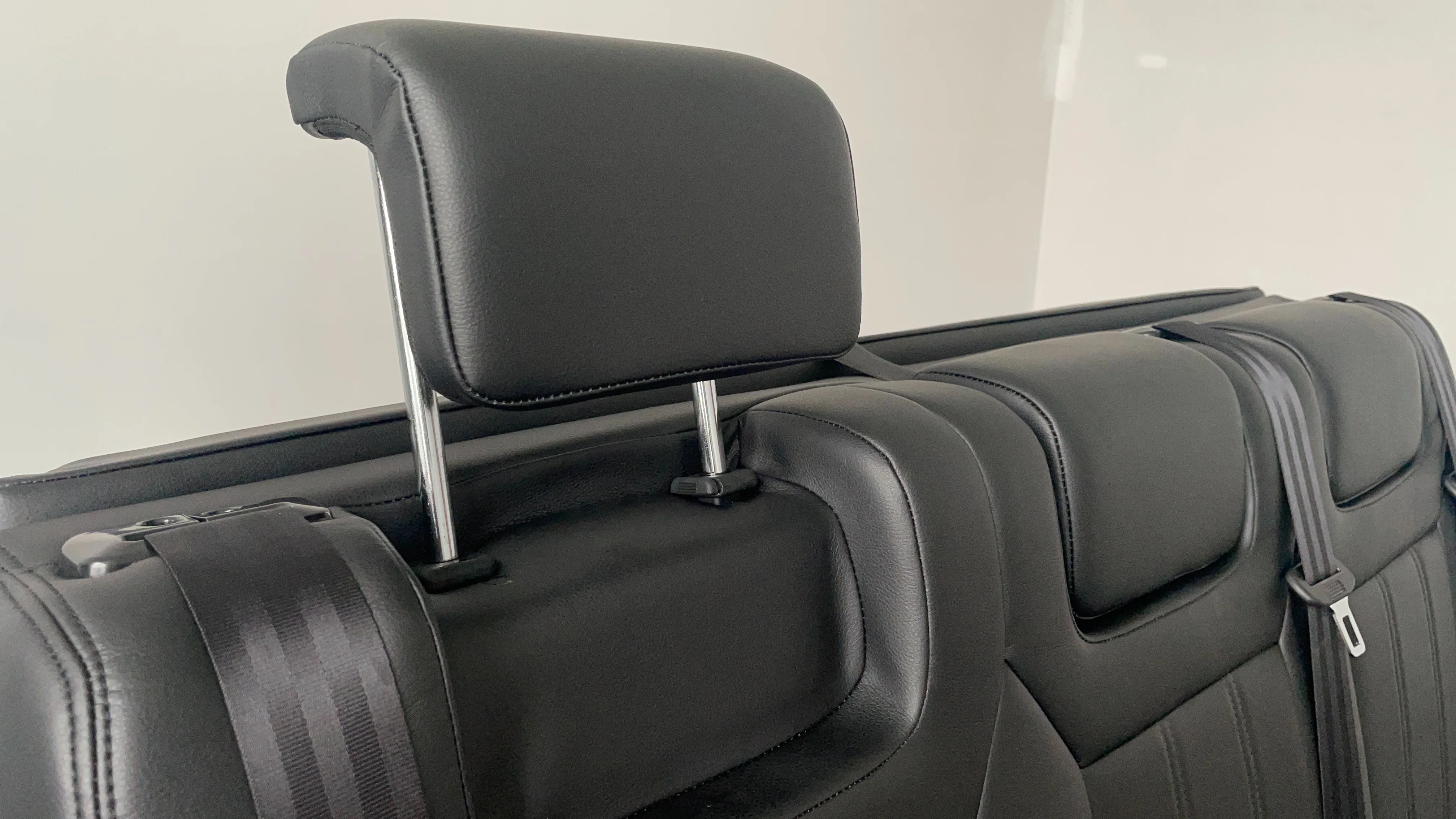 Customize Factory Supplies Car Seats Bed RV Sofa Adjustable Seat Car Back 3 Seats With Recliner Mechanism