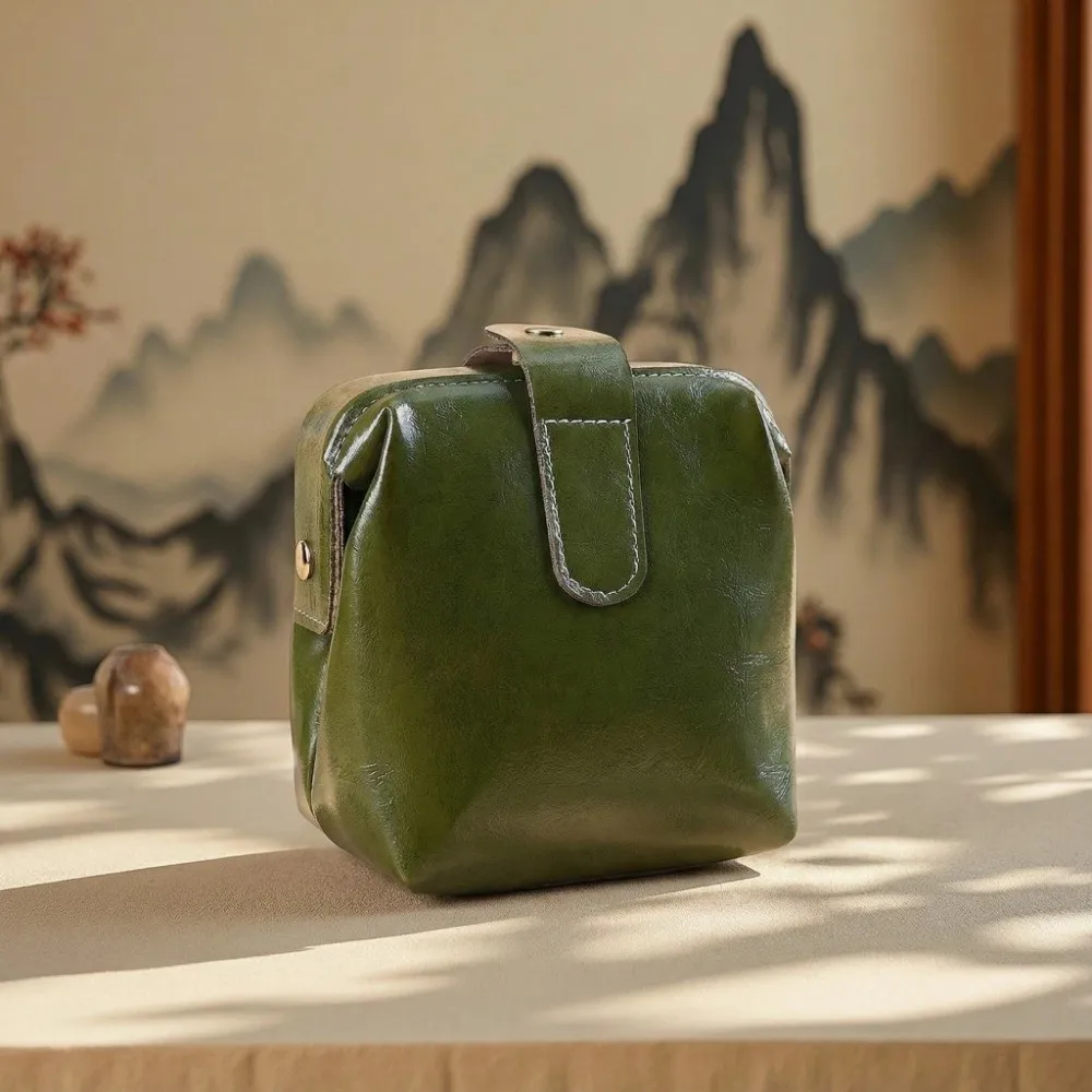 

Vintage Style PU Leather Coin Purse Large Capacity Button Closure Cosmetic Pouch Solid Color Portable Makeup Organizer