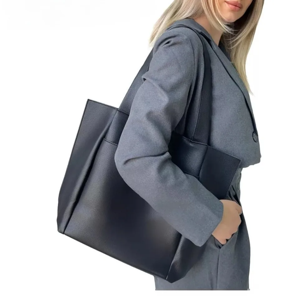 

Tote bag female large-capacity 2025 new simple versatile shoulder shopping bag senior sense of casual work commuter bags