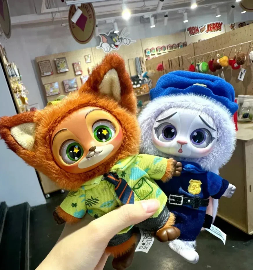 متوفر في المخزون الأصلي Miniso Zootopia جودي نيك الشكل صندوق أعمى نموذج حلية الكرتون لطيف نيك الشكل اللعب جمع دمية هدايا طفل