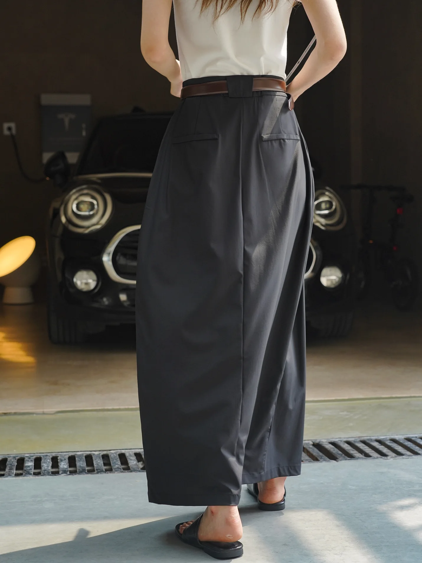 Spring and Autumn Women\'s Casual Solid Color High Waist Loose Skirt