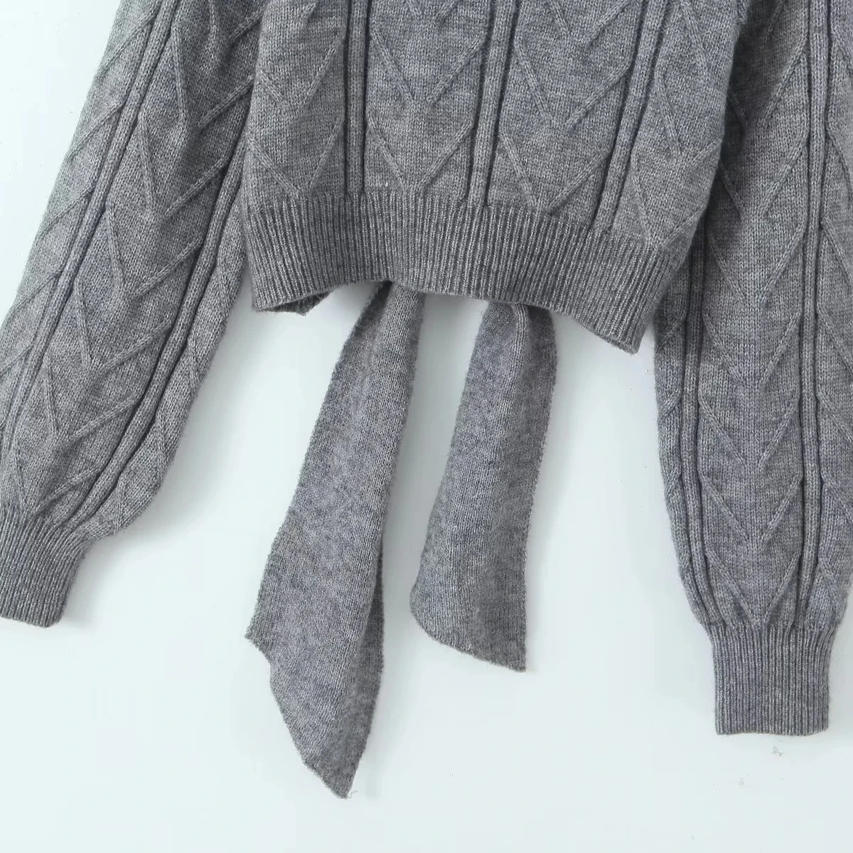 ハイウエスト バックレス 長袖 ニット セーター レディース 無地 ラウンドネック スリム バタフライノット オーバーヘッド Tシャツ