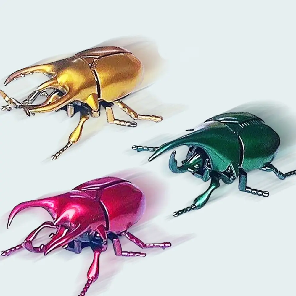 Figurines Réalistes d'Insectes en Plastique et Ciment pour Enfant, Jouet de Dessin Animé en Or et Vert