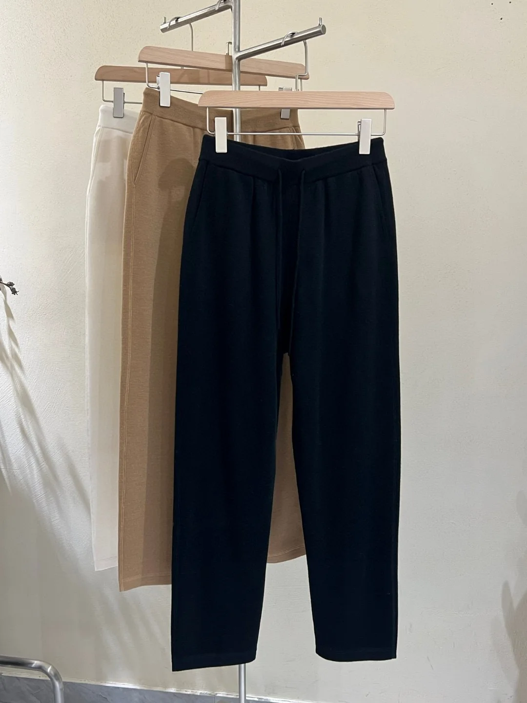 Merino wool casual knitted pants