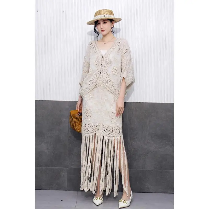 SuperAen Retro Niche Design 2025 Spring New Suit Women's Lace Knitted Fringed Long Dress Two-piece Set