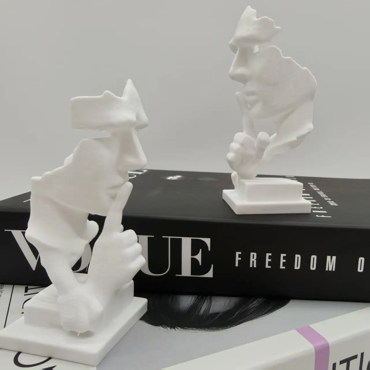 تمثال المفكر، الصمت هو تمثال فني تجريدي ذهبي، بلاستيك متين مطبوع ثلاثي الأبعاد، نحت منزلي بلاستيكي حديث، تصميم بسيط، زخرفة عالية الجودة، ديكور مكتب منزلي، هدية إبداعية لعيد الميلاد وعيد الفصح والهالوين #4