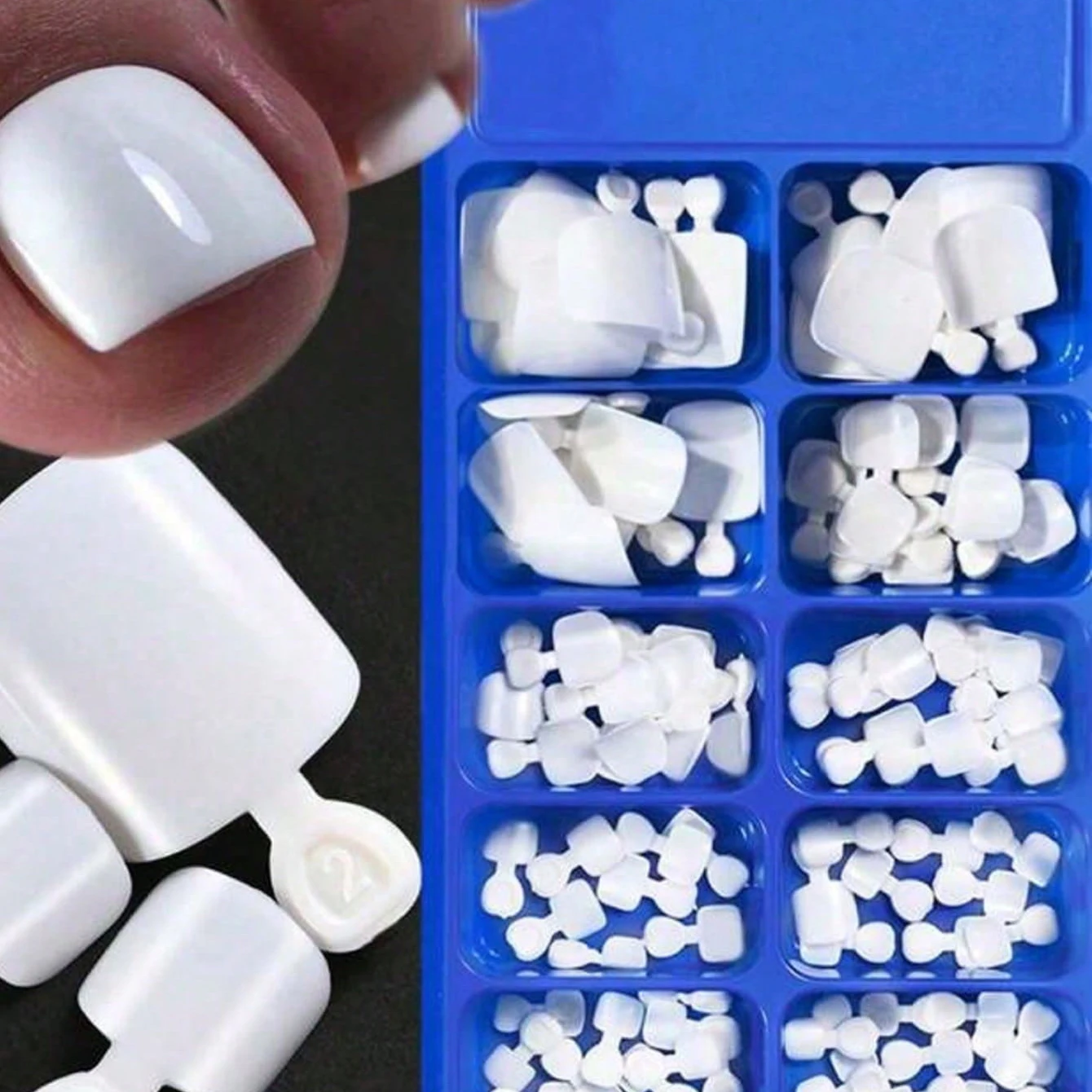 120 stks/doos druk in teennagels voor vrouwen, witte nep teennagels, acryl nageltips, korte vierkante nep teennagels voor vrouwen en meisje