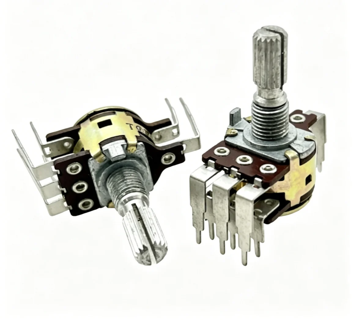 Vintage amplifier NOBLE RK16 dual potentiometer with tap 3BM50KX2 with center position shaft length 20 1