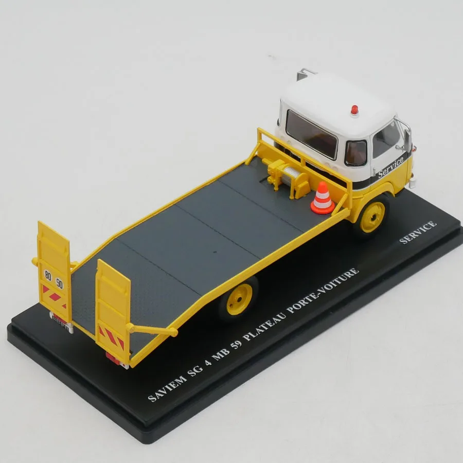 1:43 Scale Diecast Alloy Saviem SG Trailer Rescue Service Vehicle Toys Cars Model Classic Adult Gift Collection Souvenir Display