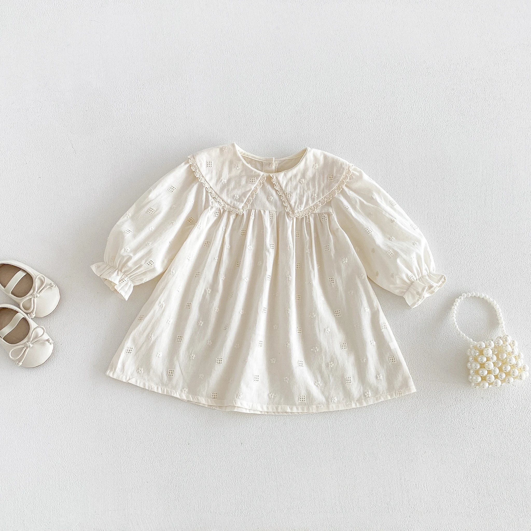 Girls' Dress, New Autumn Design with embroidery and Notched Lapel, Princess Dress for baby Girls in Spring and Autumn
