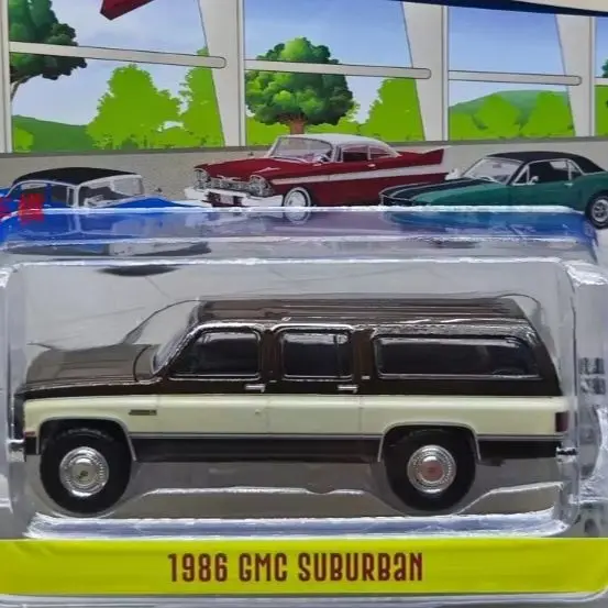 

1: 64 Exhibition Hall Floor Series 6-1986 GMC Suburban Indian Bronze and Sandalwood Advanced Collection Ornament Car Models