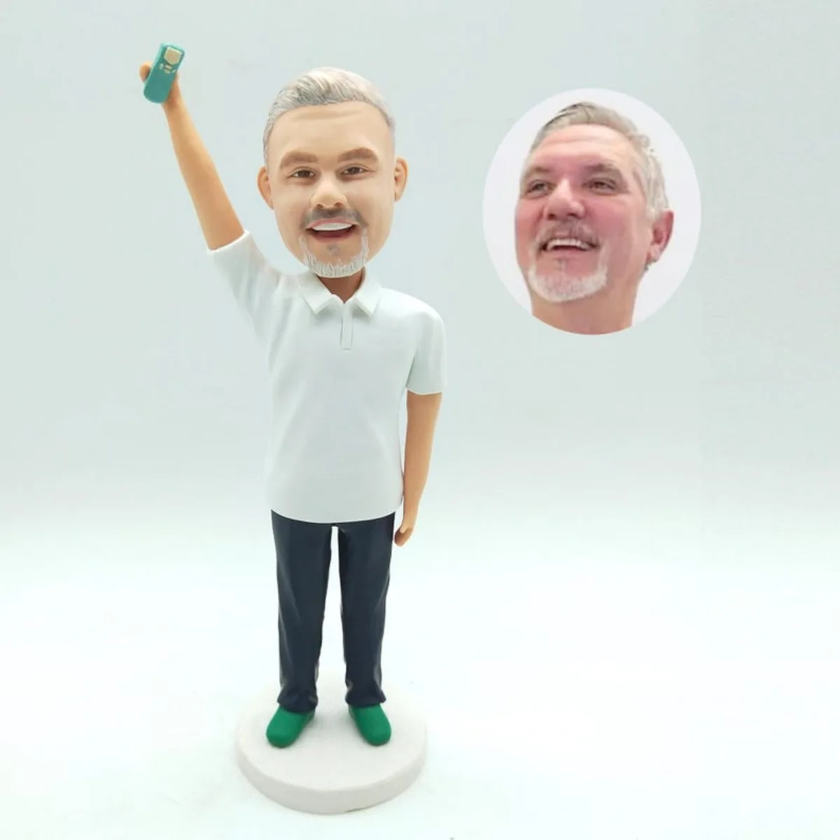 

Фигурка-бобблхед на заказ по фото, ручная работа из глины, креативный сувенир, идея для подарка