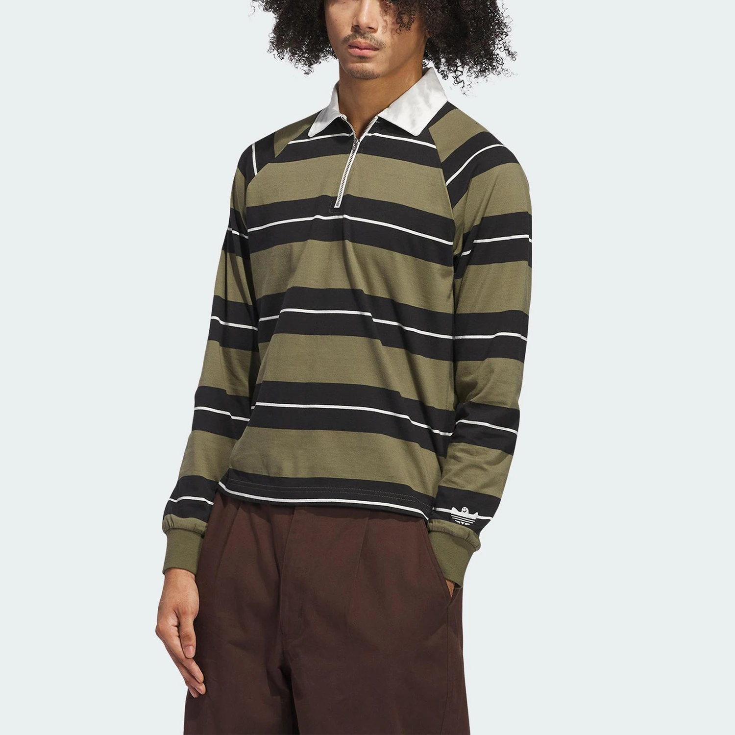 

Мужская свободная рубашка поло Adidas с тремя полосками и лацканами JD2841