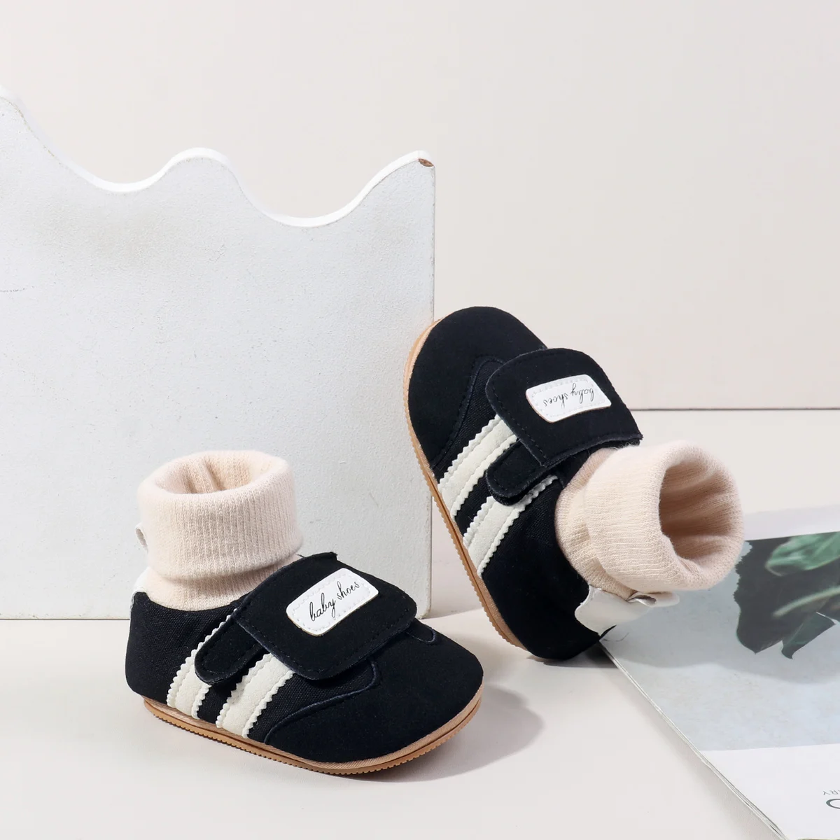 الشتاء طفل الفتيات والفتيان أزياء الكرتون التطريز عدم الانزلاق أحذية الشتاء عالية الجودة الوليد الرضع طفل عارضة الأحذية