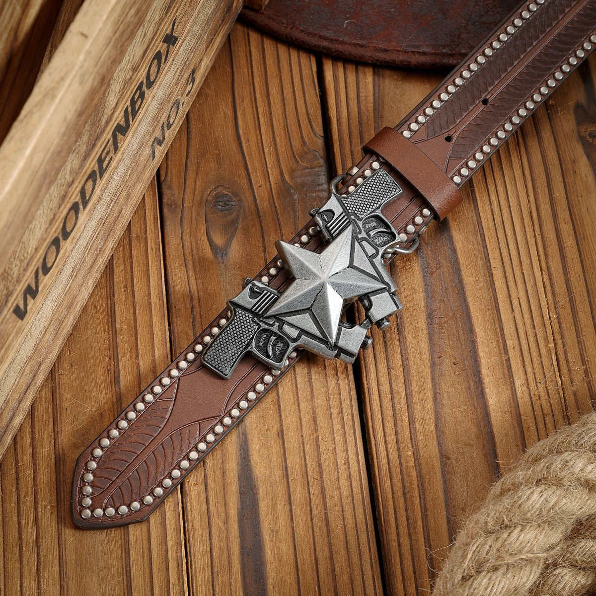 Ein PU-Gürtel im Western-Stil, geeignet für Männer und Frauen, im Bohemian-Stil und Retro-Look, perfekt für alltägliche Freizeitausflüge. – Detail 8