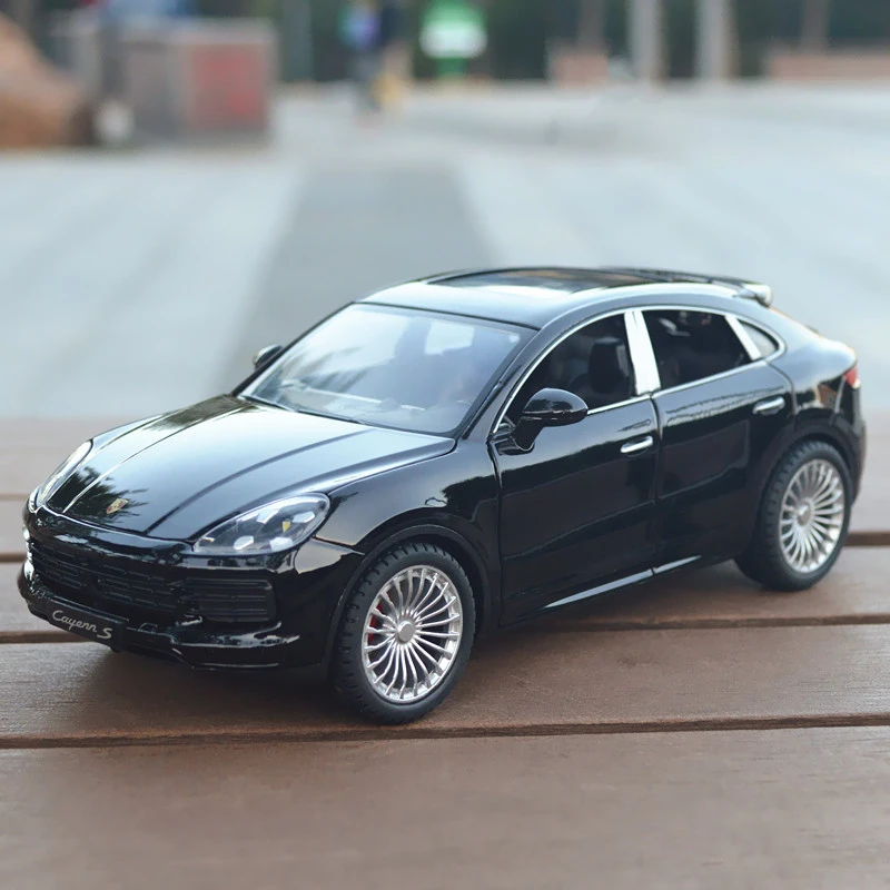 1:24 Porsche Cayenne S Alloy Car Model Diecasts Metal Toy Vehicles Car Model Simulation Sound Light Collection Gift F384