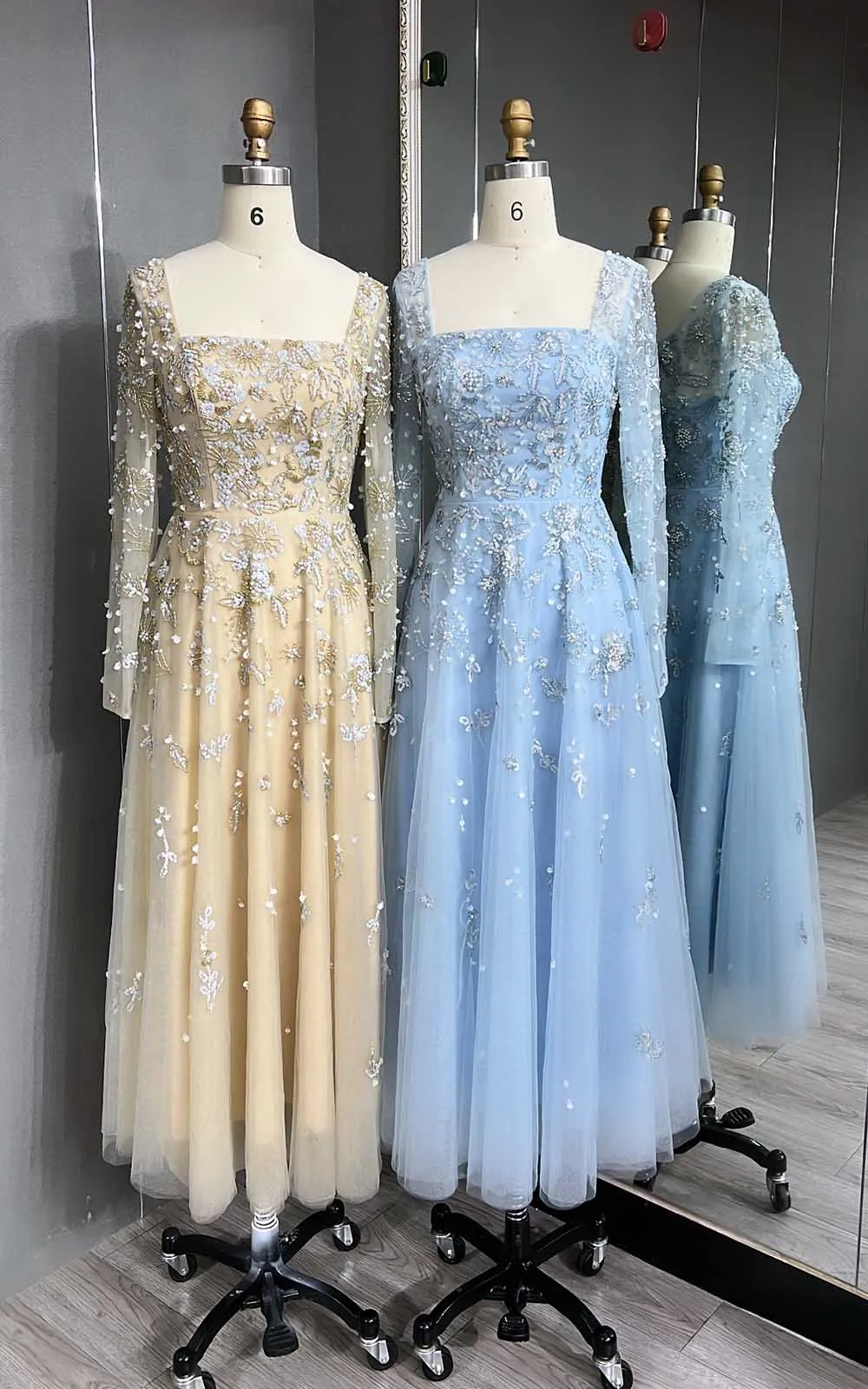 YQLNNE Elegant Arabia Baby Blue Long Sleeves Evening Dresses Square Collar Crystals Beaded Formal Gown Tea-Length