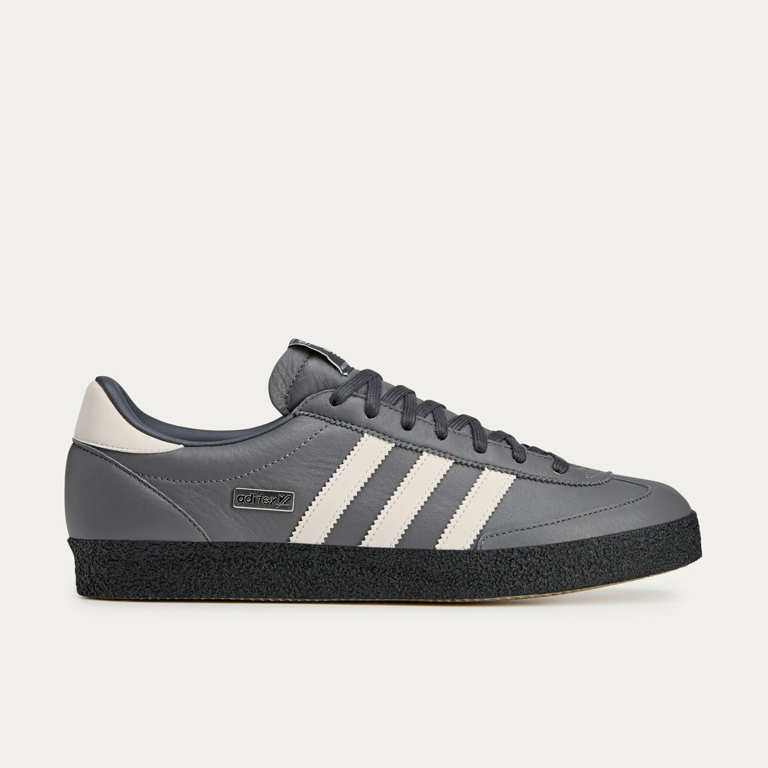 حذاء أديداس الأصلي البرسيم للرجال والنساء كاجوال منخفض القطع كلاسيكي رياضي IH3126