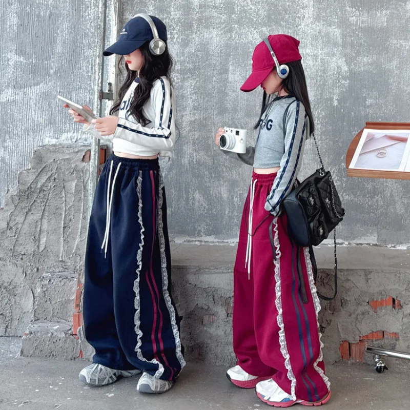 

Стильные повседневные брюки для девочек с кружевными полосками с цветочным принтом, весенне-осенние детские вязаные спортивные широкие брюки, универсальные спортивные штаны