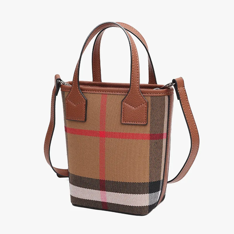 Popular Trendy Elegant Leather Diaper Bags for Women Luxury Brand Large Capacity Minimalist Shoulder Tote Bag Designer Vintage