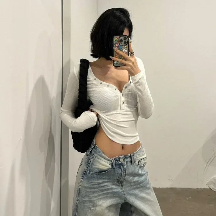 

American Fashion V-neck White Knitted T-shirts 2025 Summe New Bottoming Tops Y2k E-Girl Slim Fit Long Sleeve Tee Shirt