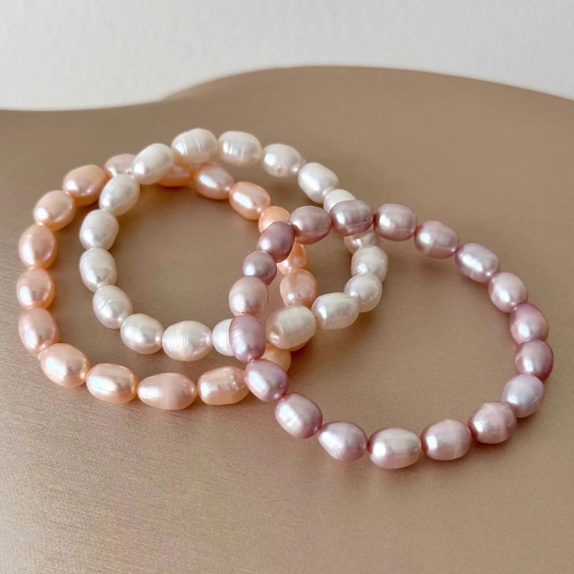 

7-8mm Rice Shape Freshwater Pearl Bracelet for Women 17cm Elastic Rope Adjustable Bracelet Jewelry Gift 2026 New Arrivals