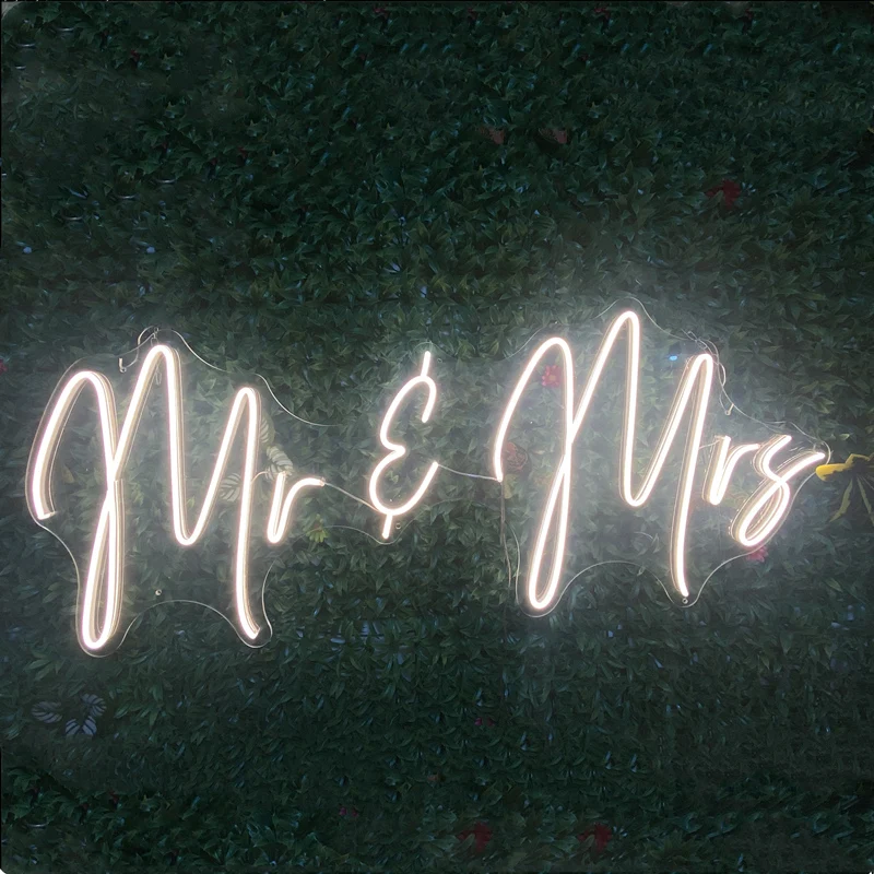 

Mr and Mrs LED Neon Sign Indoor Wall Lights Party Wedding Shop Window Restaurant Mr&Mrs Decor Bride To Be Lamp Sign