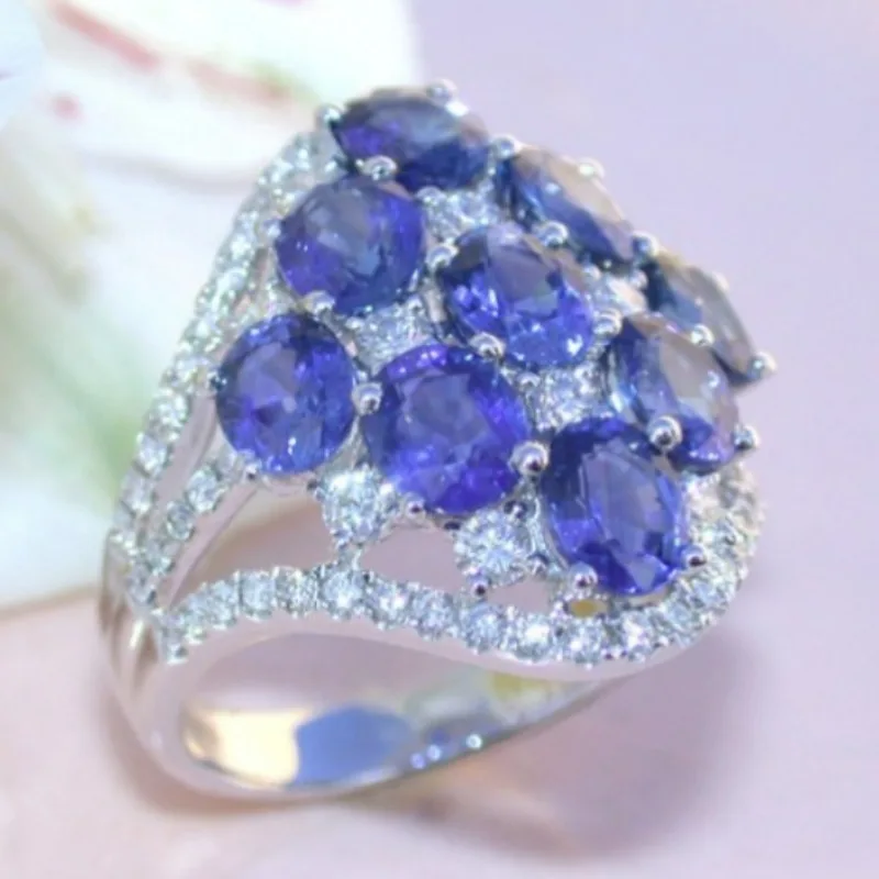 Luxuriöser Eingelegter Weiß-Blauer CZ Damenring Trendiger Silberfarbener Geometrischer Ring für Tägliches Tragen und Partys Schmuck Jubiläumsgeschenk