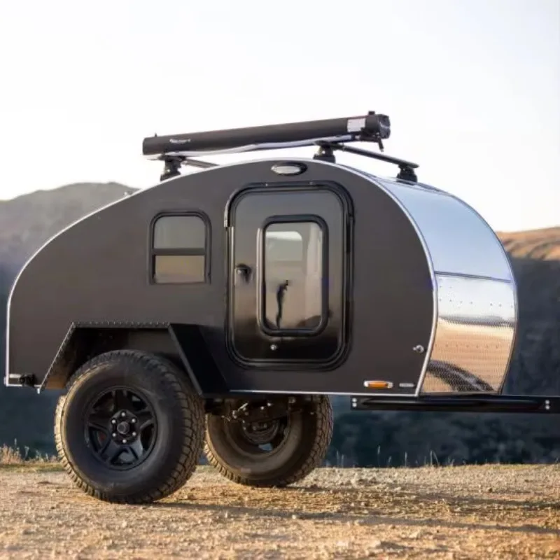 Teardrop-Wohnwagen nach Australischem Standard mit Türen und Dachzelt zum Verkauf