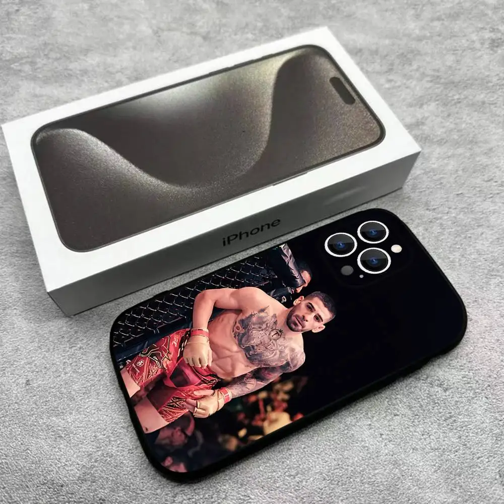 حافظة هاتف Ilia Fighting T-Topuria لهاتف iPhone 17,16,15,14,13,12,Pro,Max,Plus,E,SE4,Air,Mini Black Soft Box