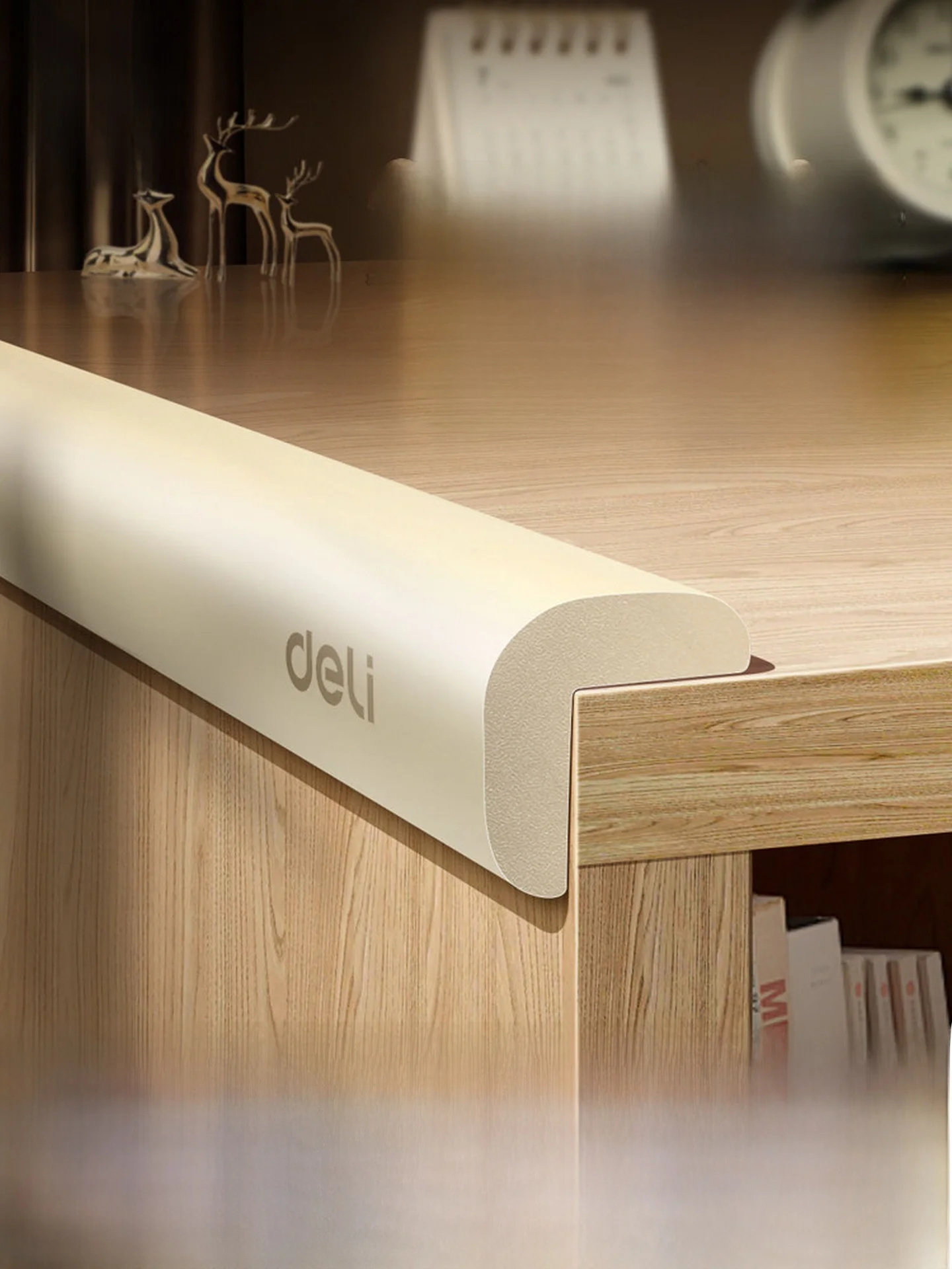 protezioni-angolari-per-bambini-ecologiche-e-non-tossiche-resistenti-ai-morsi-paracolpi-per-la-protezione-delle-pareti-dai-bambini